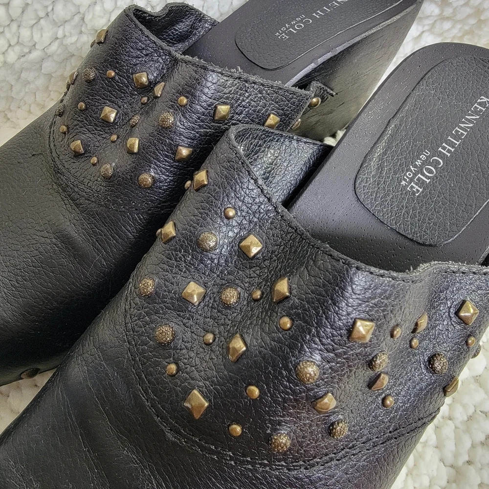 Kenneth Cole Stone Love Black Studded Clogs Leather Wood Size 9 - Picture 2 of 9